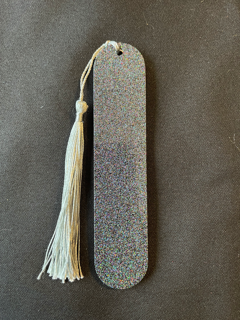 Marque page à paillettes grises 