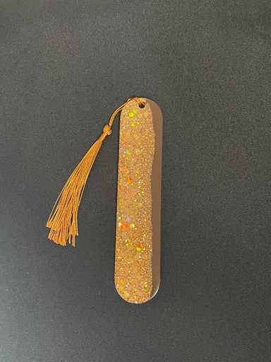 Marque page marron avec paillettes 